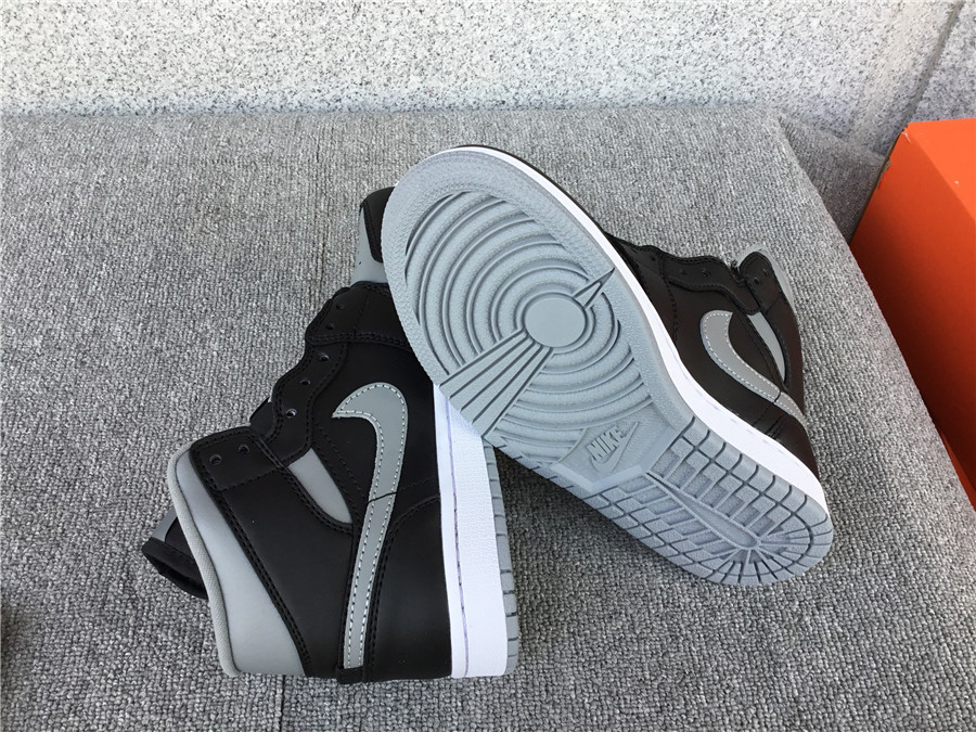 Air Jordan 1 Mid DQ1864-101