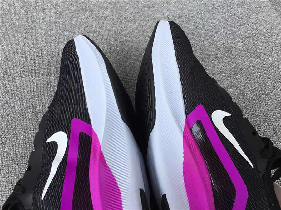 Nike Zoom Fly 4 Carbon Plate Running Shoe CT2392-004