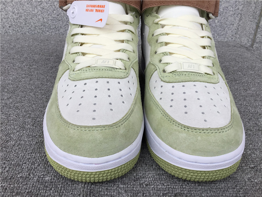 Air Force 1 Mid x27;07 AL6896-001
