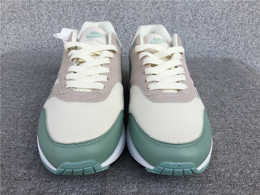 Nike Air Max 1 Nike Half Palm Air Cushion Retro Running Shoes DZ4549-100