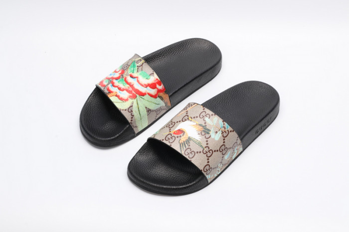 Gucc* Sandal58