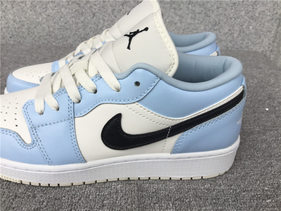 Air Jordan 1 Low 554723-401