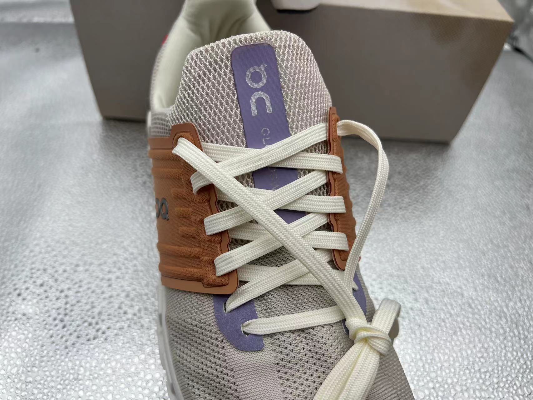 Cloud Swift 3 AP0816-03