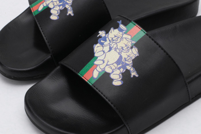 Gucc* Sandal45