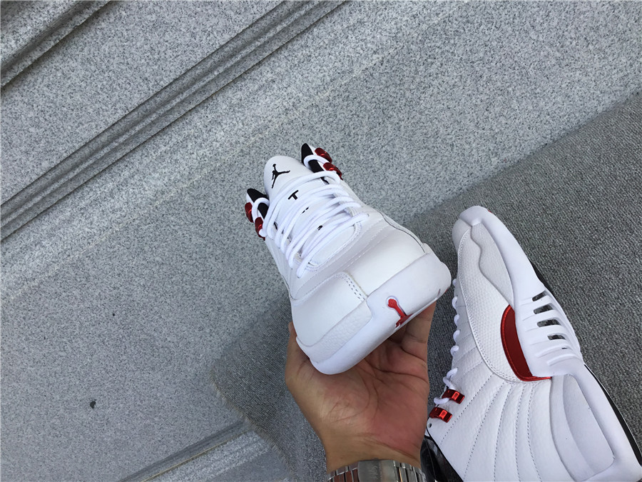 Air Jordan 12 Twist