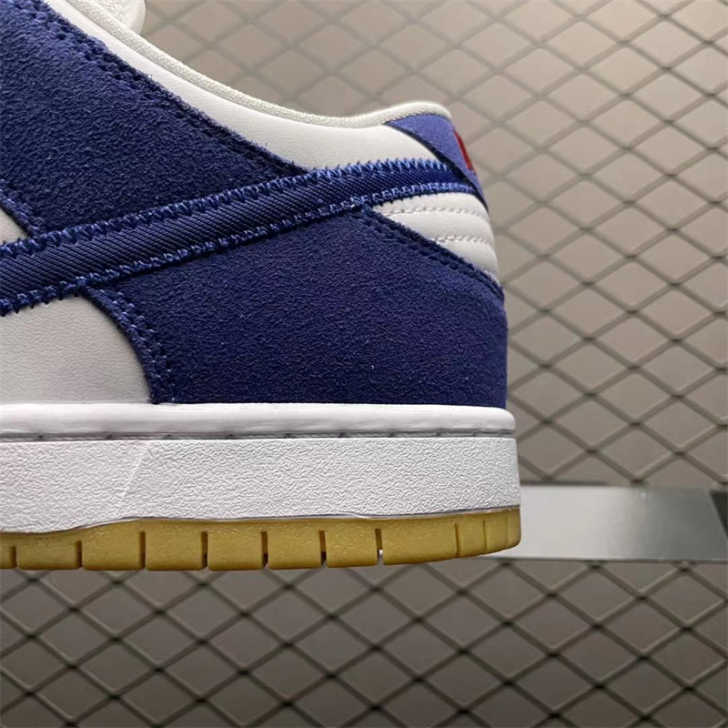 Nike SB Dunk Low Los Angeles Dodgers DO9395-400