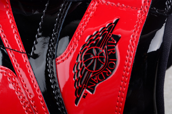 AIR JORDAN 1 HIGH OG BRED PATENT 555088-063/575441-063