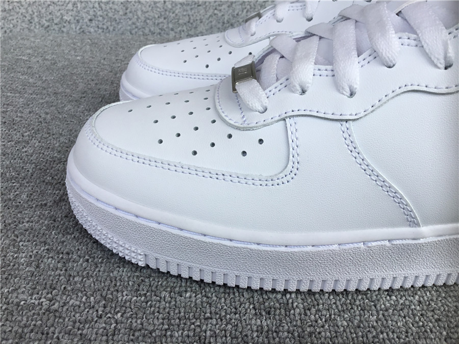 Air Force 1 MID AA1118-010