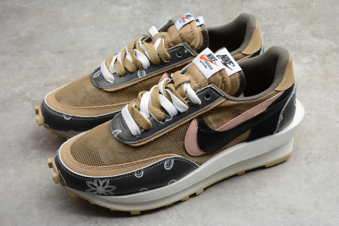 TRAVIS SCOTT X SACAI X NIKE LDV WAFFLE DAYBREAK
