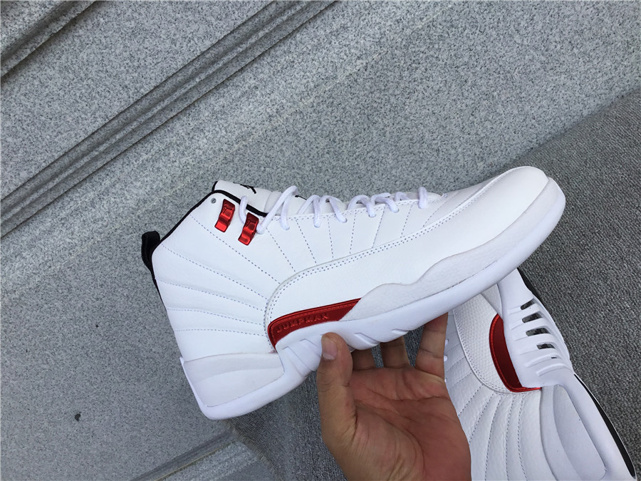 Air Jordan 12 Twist