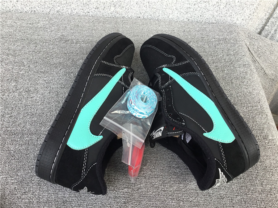 Air Jordan 1 Low DM7866-401