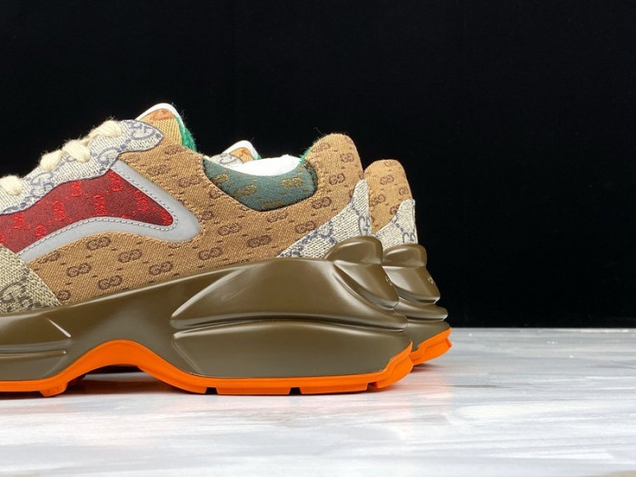 Gucci Rhyton Vintage Trainer Sneaker 576969 DRW00 9522