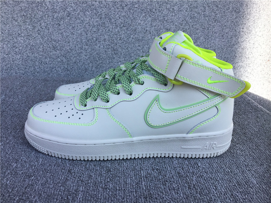 Nike Air Force1 MID AA1118-015