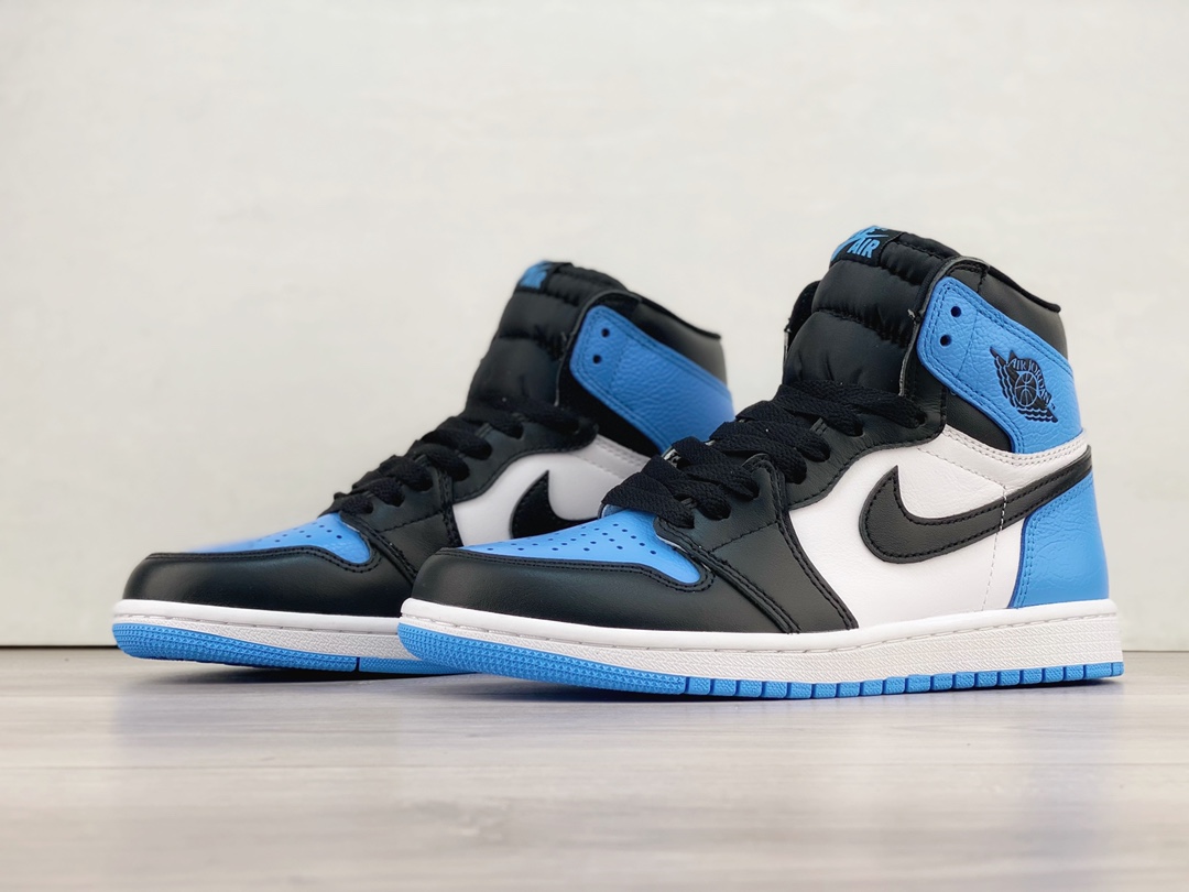 Jordan 1 Retro High OG True Blue DZ5485-400