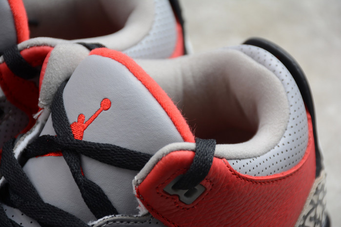 Air Jordan 3 Retro SE Unite Fire Red CK5692 -600