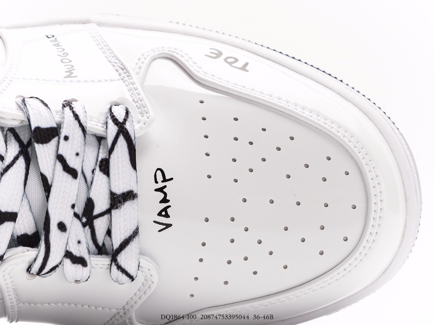 Air Jordan 1 Mid DQ1864-100