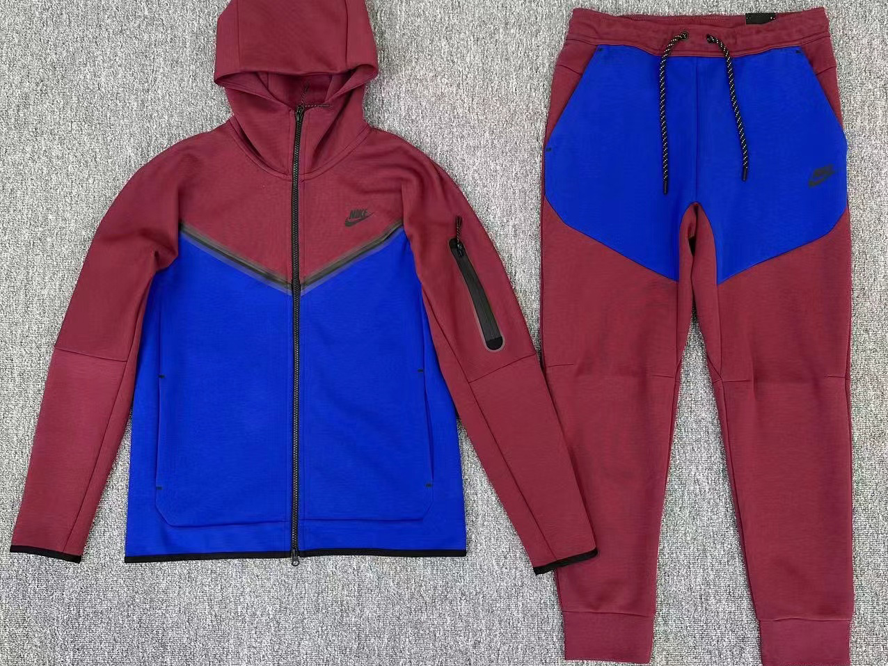 Nike NSW Tech Fleece NK1118-008