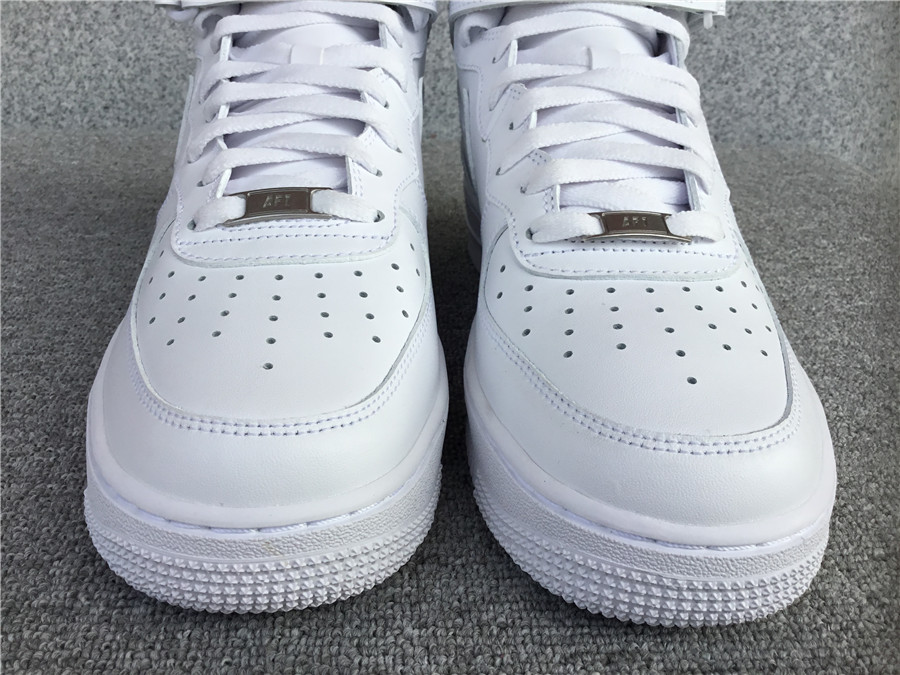 Air Force 1 MID AA1118-010