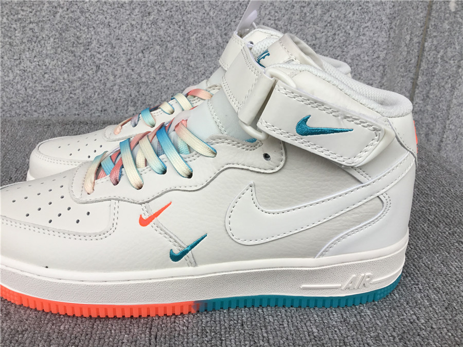 Air Force 1 Mid x27;07 AL6896-002