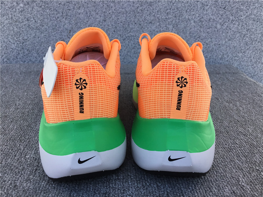 Nike Zoom Fly 5 Carbon Plate Running Shoe DM8974-800