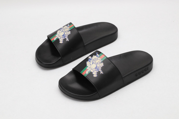 Gucc* Sandal45