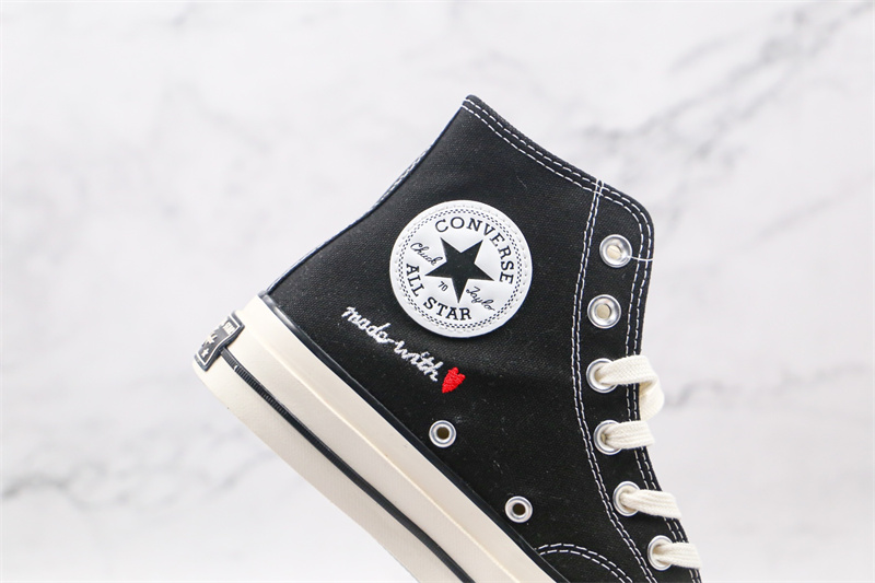 Converse Chuck Taylor All-Star Embroidered Hearts (W) A01602C
