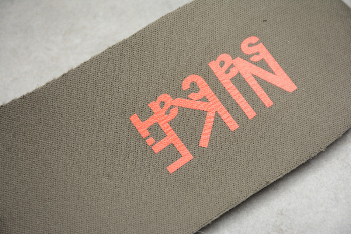 TRAVIS SCOTT X SACAI X NIKE LDV WAFFLE DAYBREAK