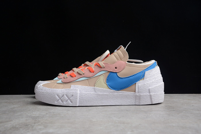 Kaws x Sacai x Nk Blazer Low 