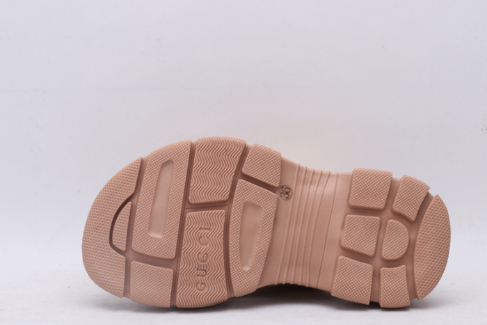 Gucc* Sandal38