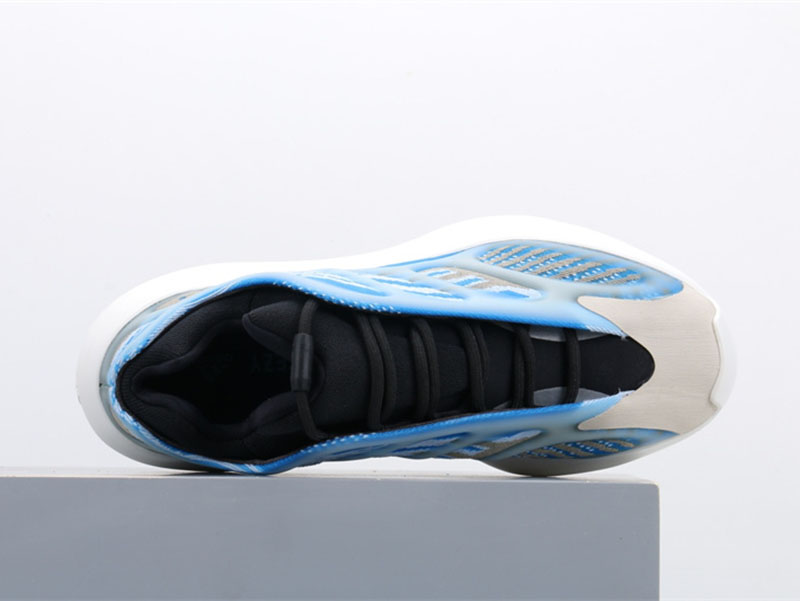 Yeezy 700 V3 Arzareth G54850