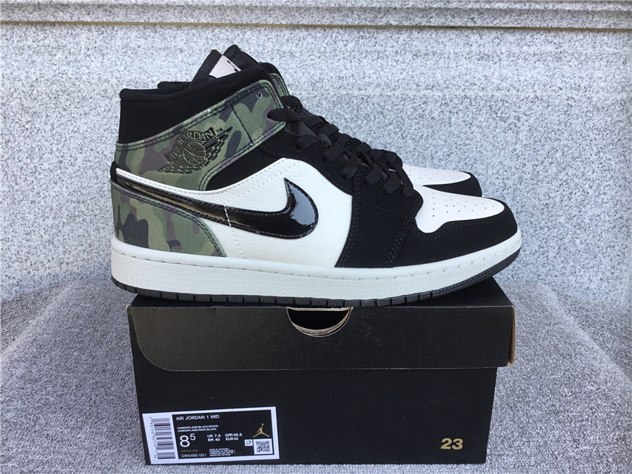 Air Jordan 1 MID CW5490-001