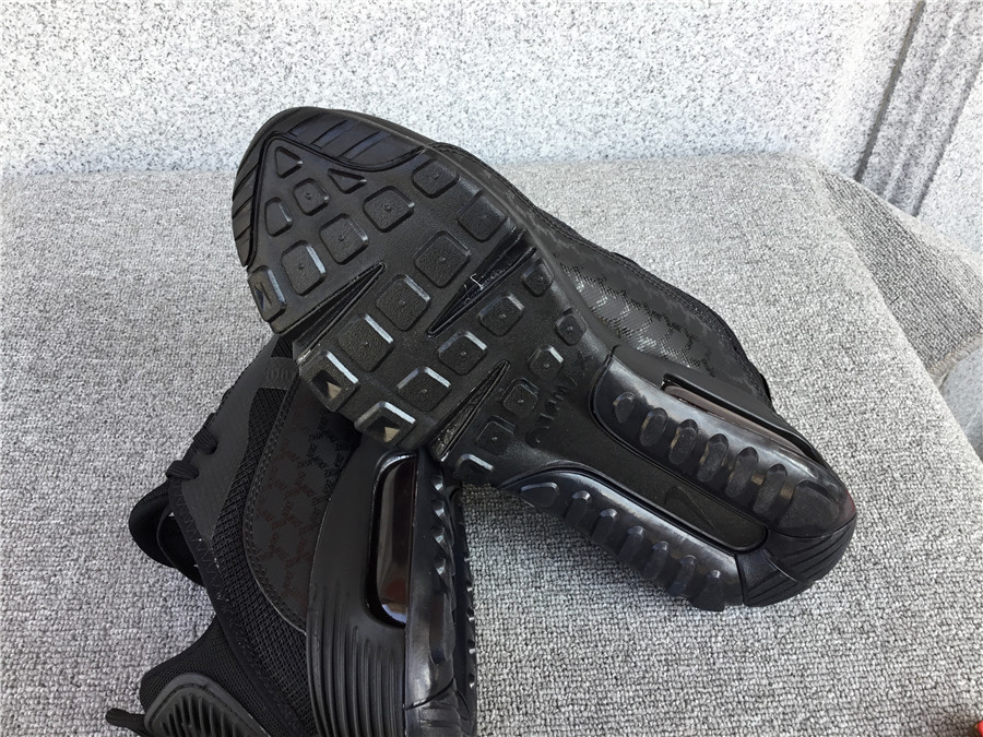 Nike Air Max 2090 Cushioned Running Shoes DC4120-001