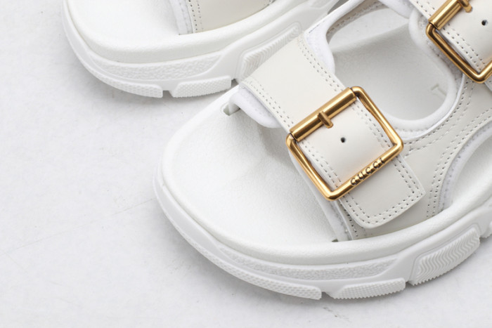 Gucc* Sandal37