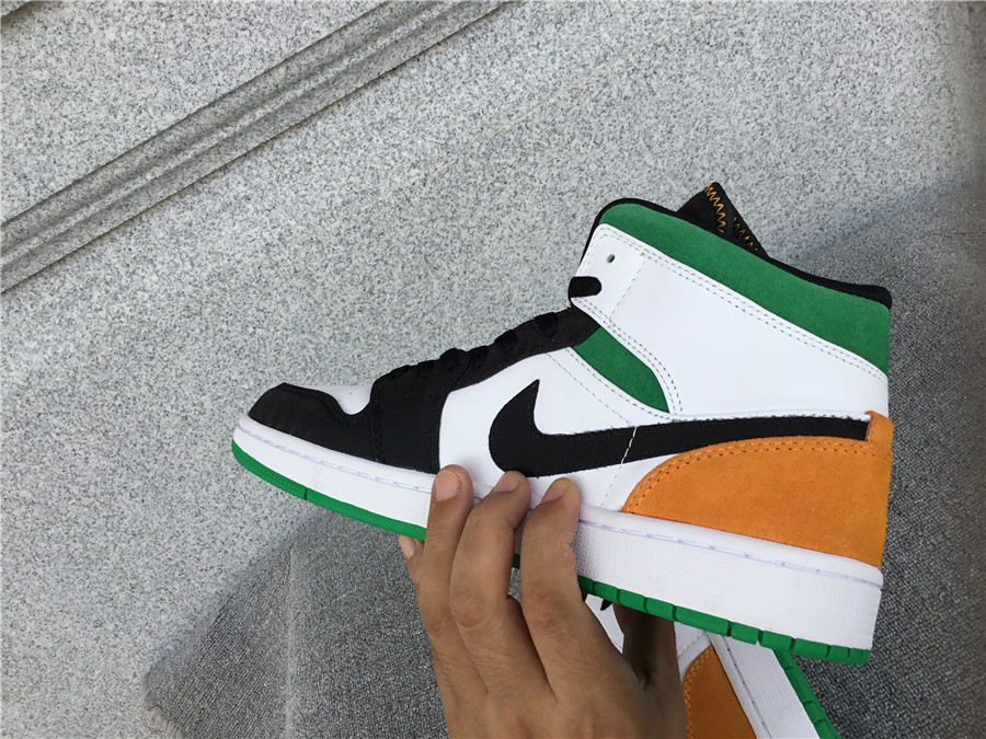 Air Jordan 1 Retro Mid SE GS