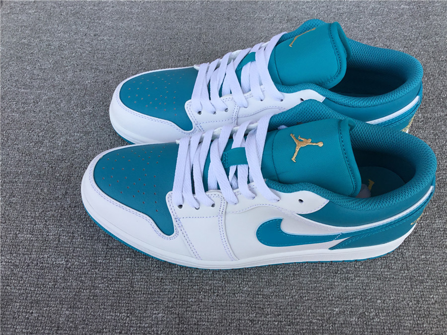 Air Jordan 1 Low 553558-174