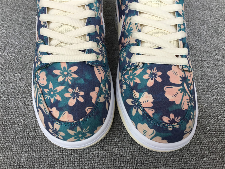 Nike SB Dunk High CZ2232-300