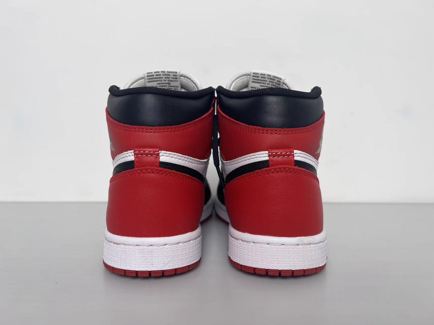 AIR JORDAN 1 High OG Black Toe white/ black-varsity red 555088-125