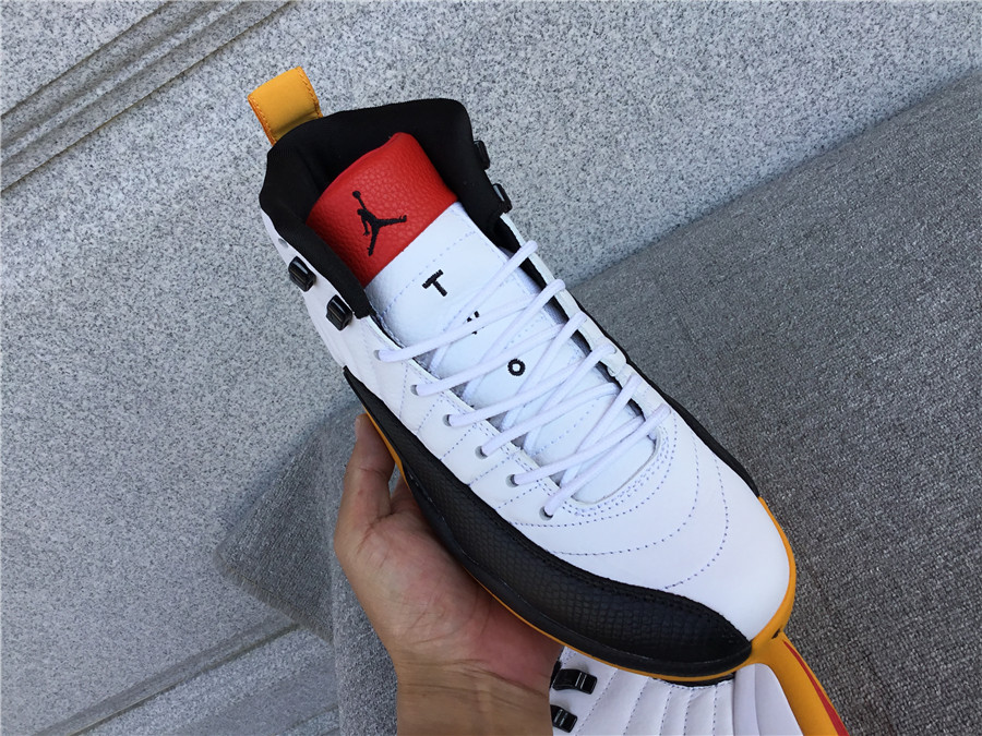 Air Jordan 12 