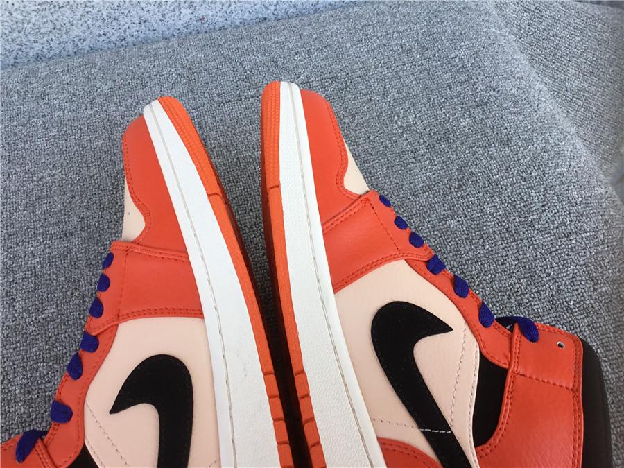 Air Jordan 1 Mid Knicks