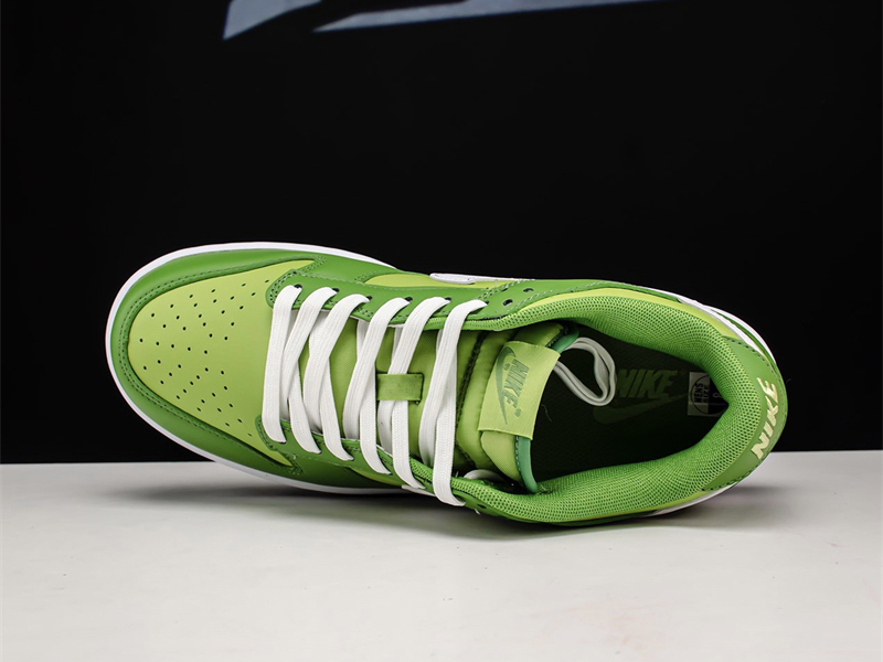 Nike Dunk Low Chlorophyll DJ6188-300