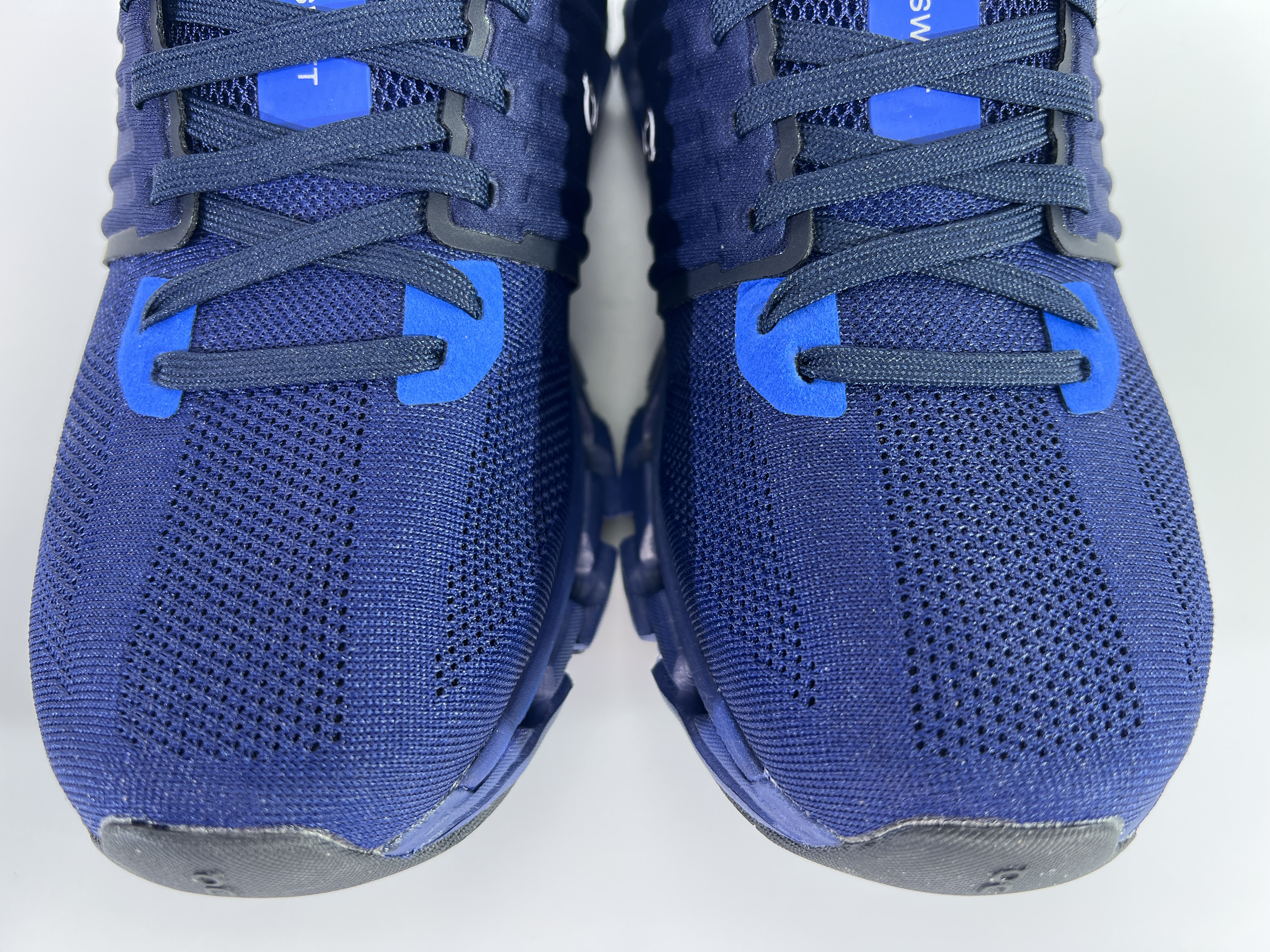 On Running Cloud AP1021-01