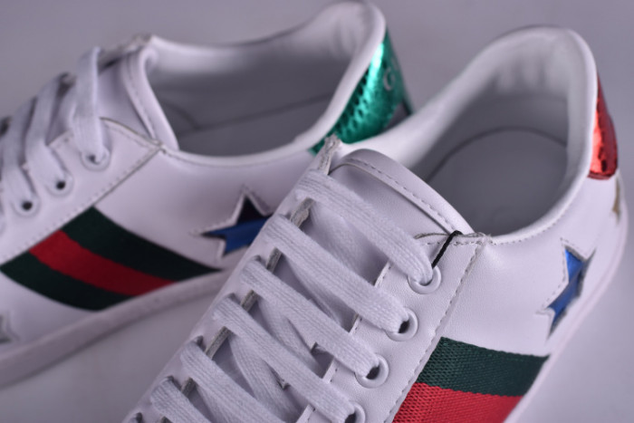 GUCCI Ace Embroidered Low-Top Sneaker WITH COLORFUL STARS 431942-A38G1