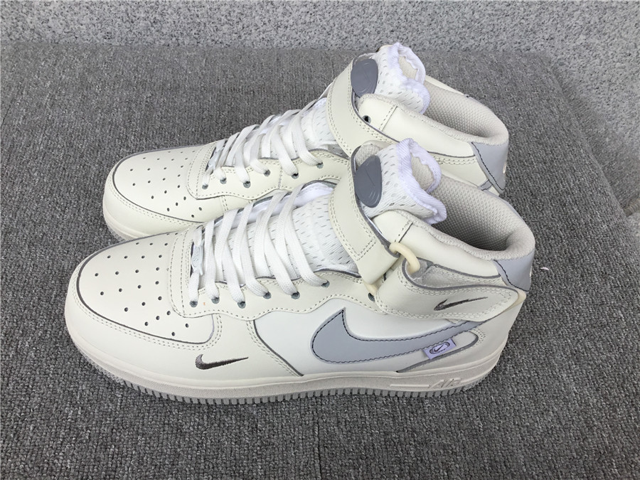 Air Force 1x27;07 Mid