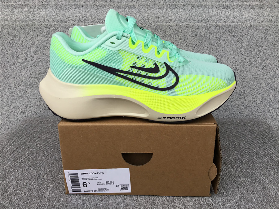 Nike Sneakers/zoom fly5