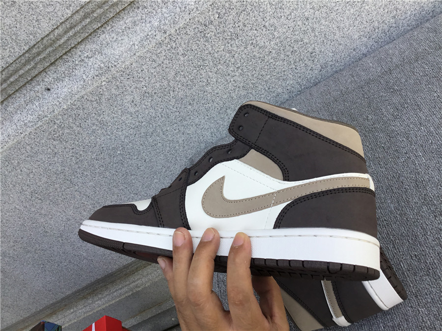 Air Jordan 1 Mid OG SP 554766-002