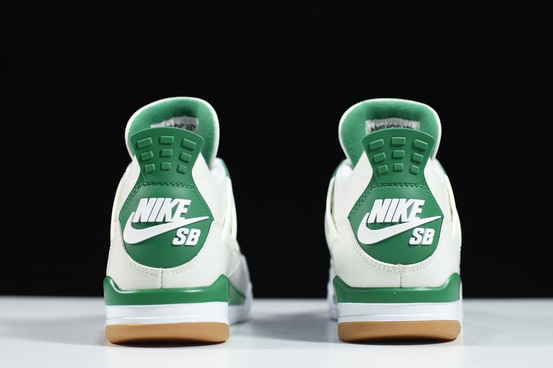 Jordan 4 Retro SB Pine Green DR5415-103
