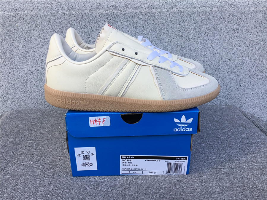 Adidas Samba Vegan HQ8511