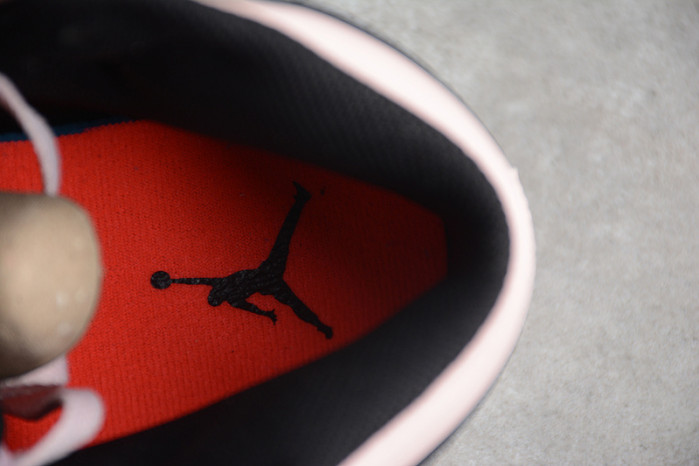 Air Jordan 1 Mid GS Atmosphere 554725-604