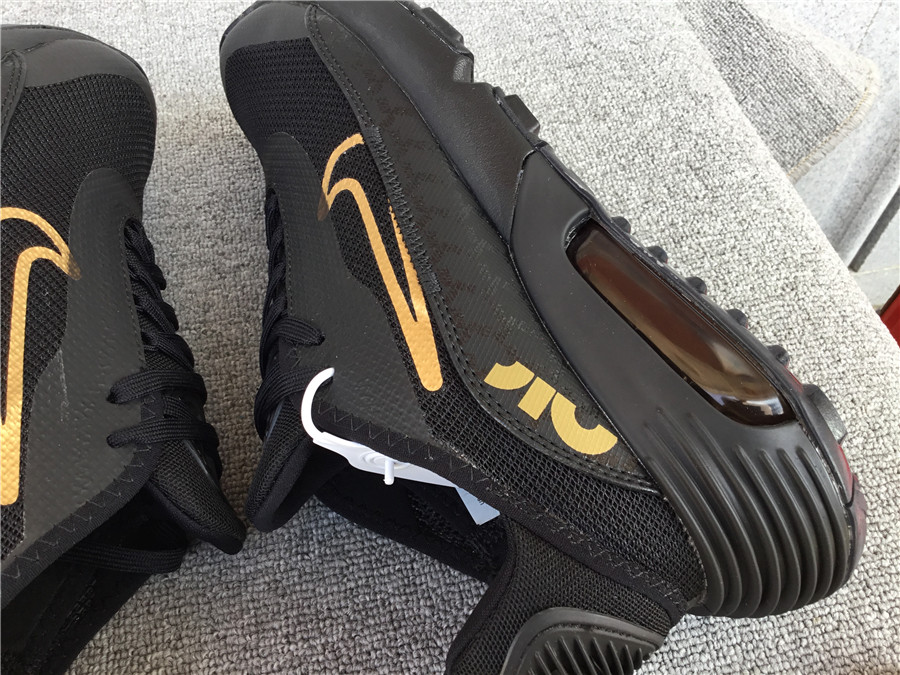 Nike Air Max 2090 Cushioned Running Shoes DC4120-001