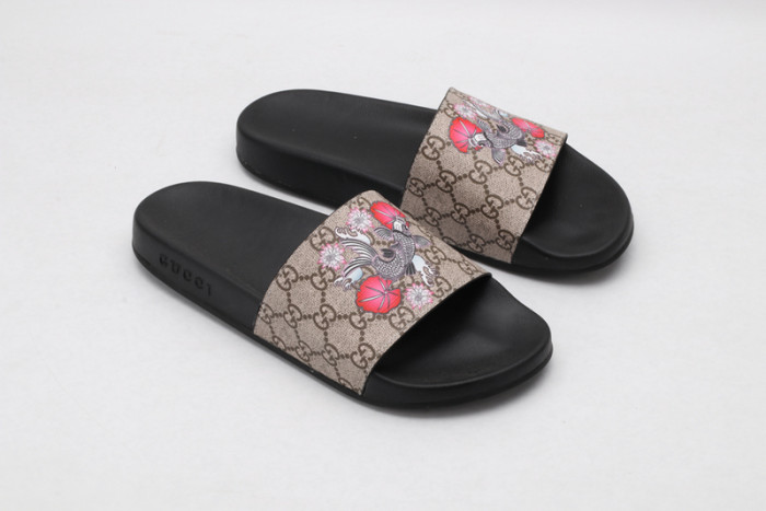 Gucc* Sandal31